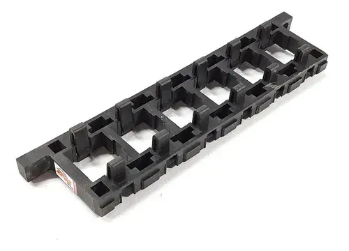 Adaptador Suporte Rele para Ford Cargo — 547937503B