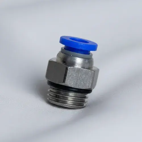 Conector 8X1 para Iveco Scania Volvo — 90208005