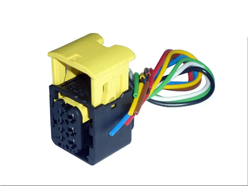 Conector Bomba Arla para MB Accelo 1016 815 — 265451526