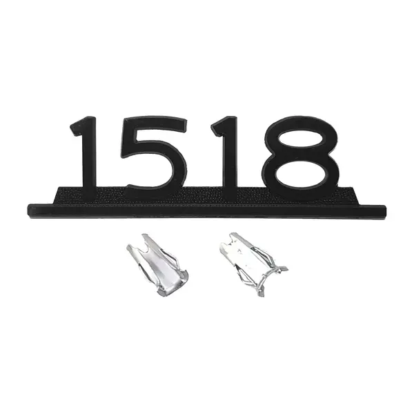 Emblema Caminhão MB 1518 Preto de Ferro Zamak c/ Presilha