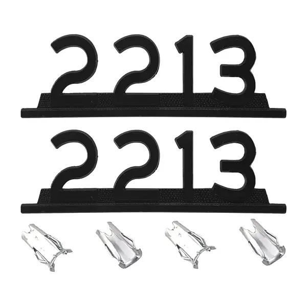 Emblema Caminhão MB 2213 Preto de Ferro Zamak c/ Presilha Par