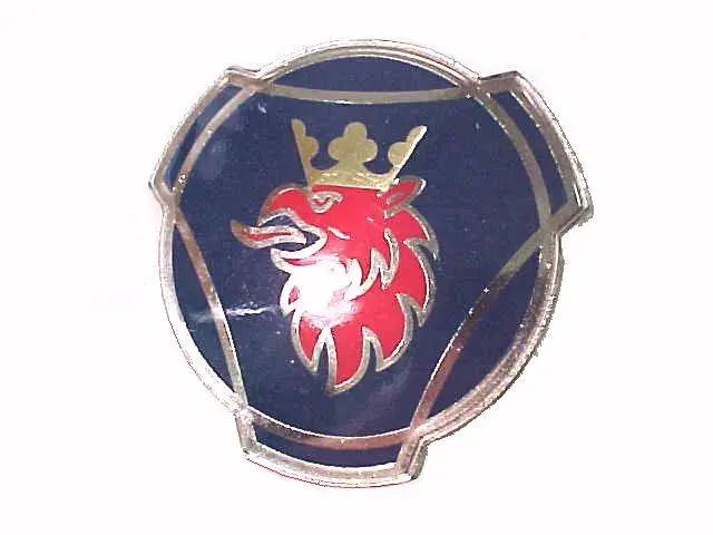 Emblema - Grade Frontal - Metal - 75 mm x 80 mm - Scania Série 4