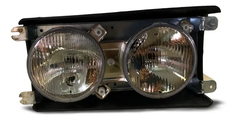 Farol Lado Direito Compatível Mercedes-benz 712c 914c 1215c 1318c 1418 1720