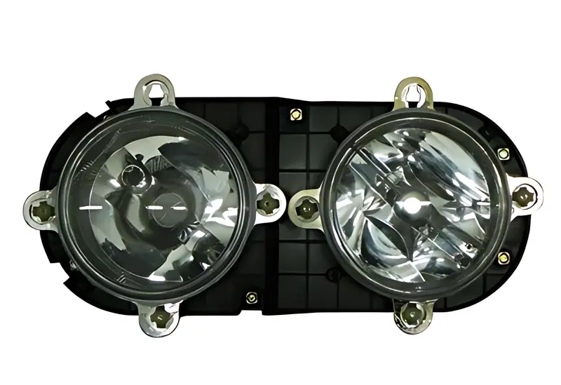 Farol para Ford Cargo Moderno LD — 1C4513005SBB