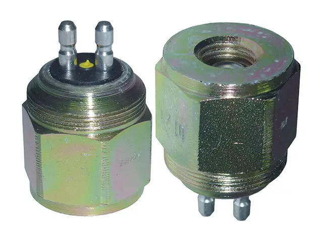 Interruptor Freio Mercedes O370 — 3645457409