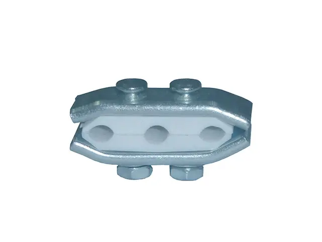 Meia Abracadeira Ford F12000 — 03873109