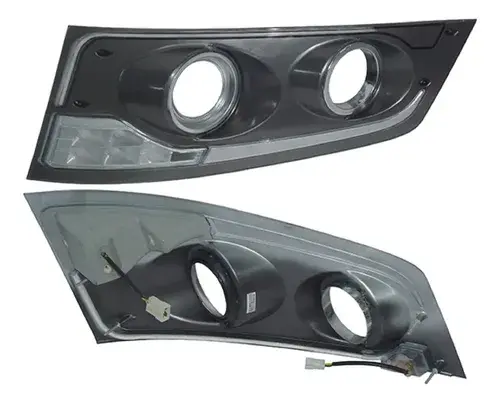 Moldura Farol LE para Caio Millennium Brt — 2220190002