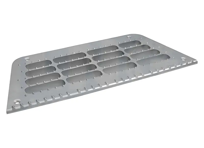 Pisante Estribo Cabine Ferro Superior para DAF XF95 — 673144