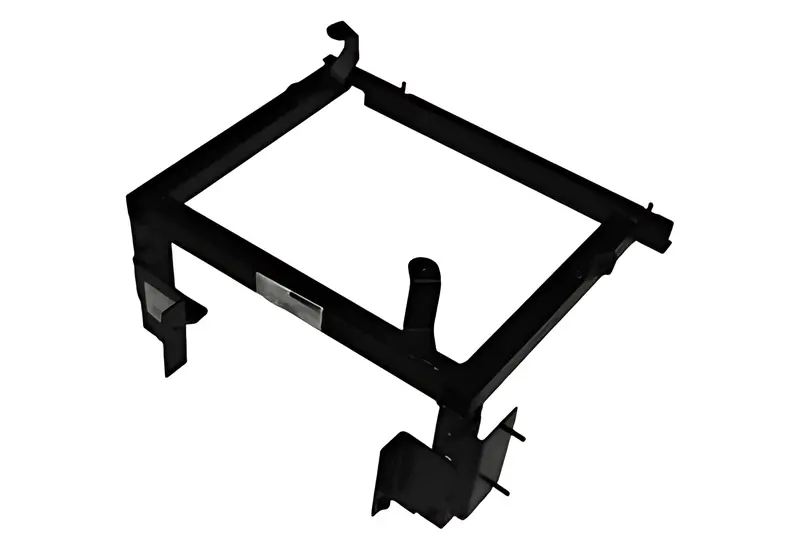 Suporte Estribo Lado Direito MB 2423 2428 2726 — 6936607514